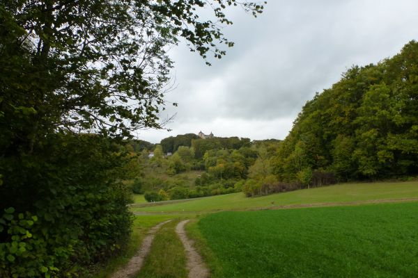 6-ha-heinertreuheitweg-p1080152-sichthohenstein-fotovf7627066A-C50E-2D7F-D384-4154D82F77A5.jpg